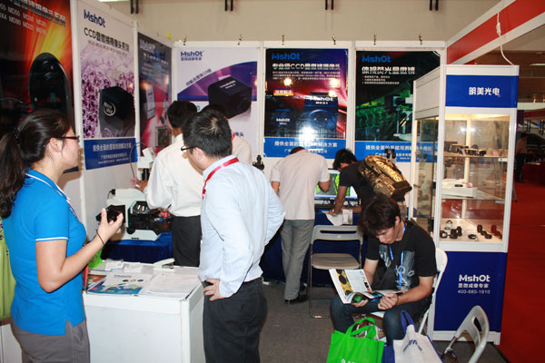 ������늅���2013�����ƃxչ�F(xi��n)��(ch��ng)�DƬ