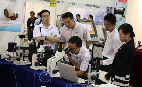 ȫ���߽̃x���O(sh��)��չ